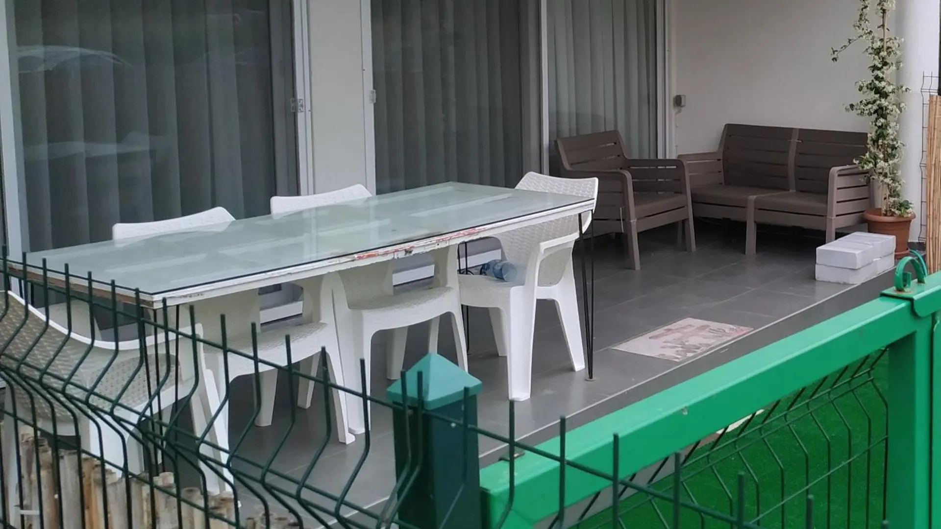 아파트 Yaylali Suite Home 말마리스